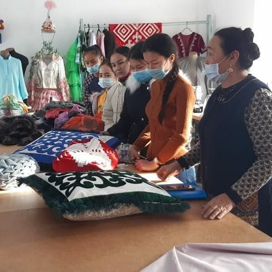 «Өз ісінің шебері» тақырыбында «Айсұлу» тігін-шеберханасына экскурсия