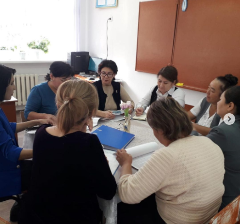 Қазақ тілі мен әдебиеті пәні әдістемелік бірлестігінің ІІ отырысы өтті