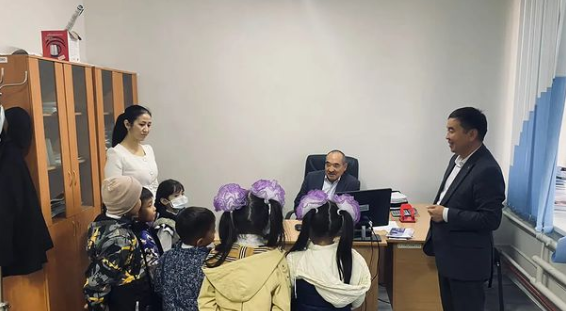 «Әр саладағы мамандар иесі»