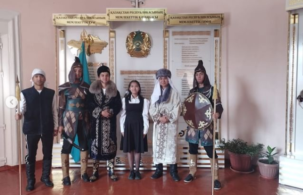 "Үздік өнер көрсеткені үшін" алғыс хатымен марапатталды.