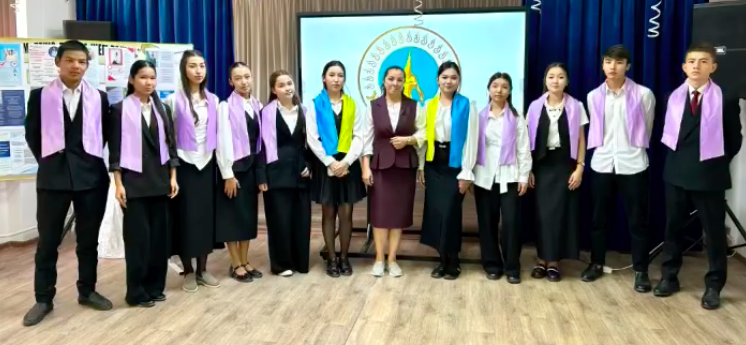 «Жас Ұлан» мен Мектеп Парламенті Президенттерінің ұлықтау рәсімі