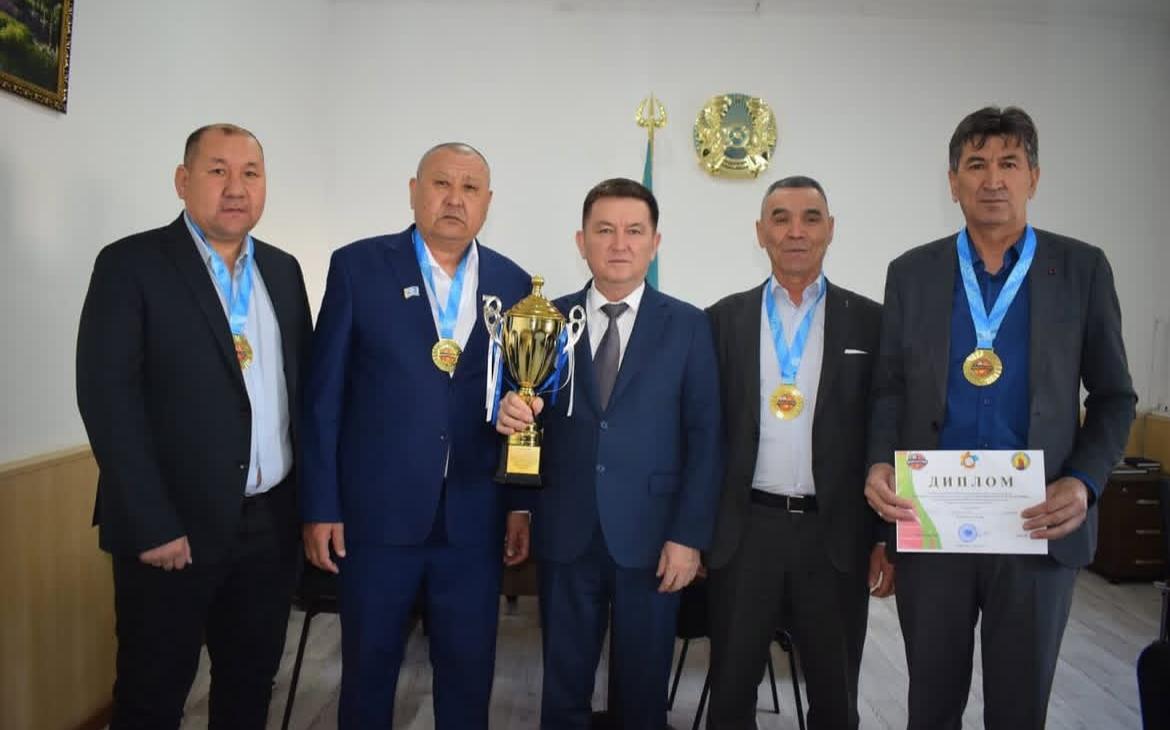 волейбол түрінен ардагерлер  арасында  облыстық  жарыс болып өтті