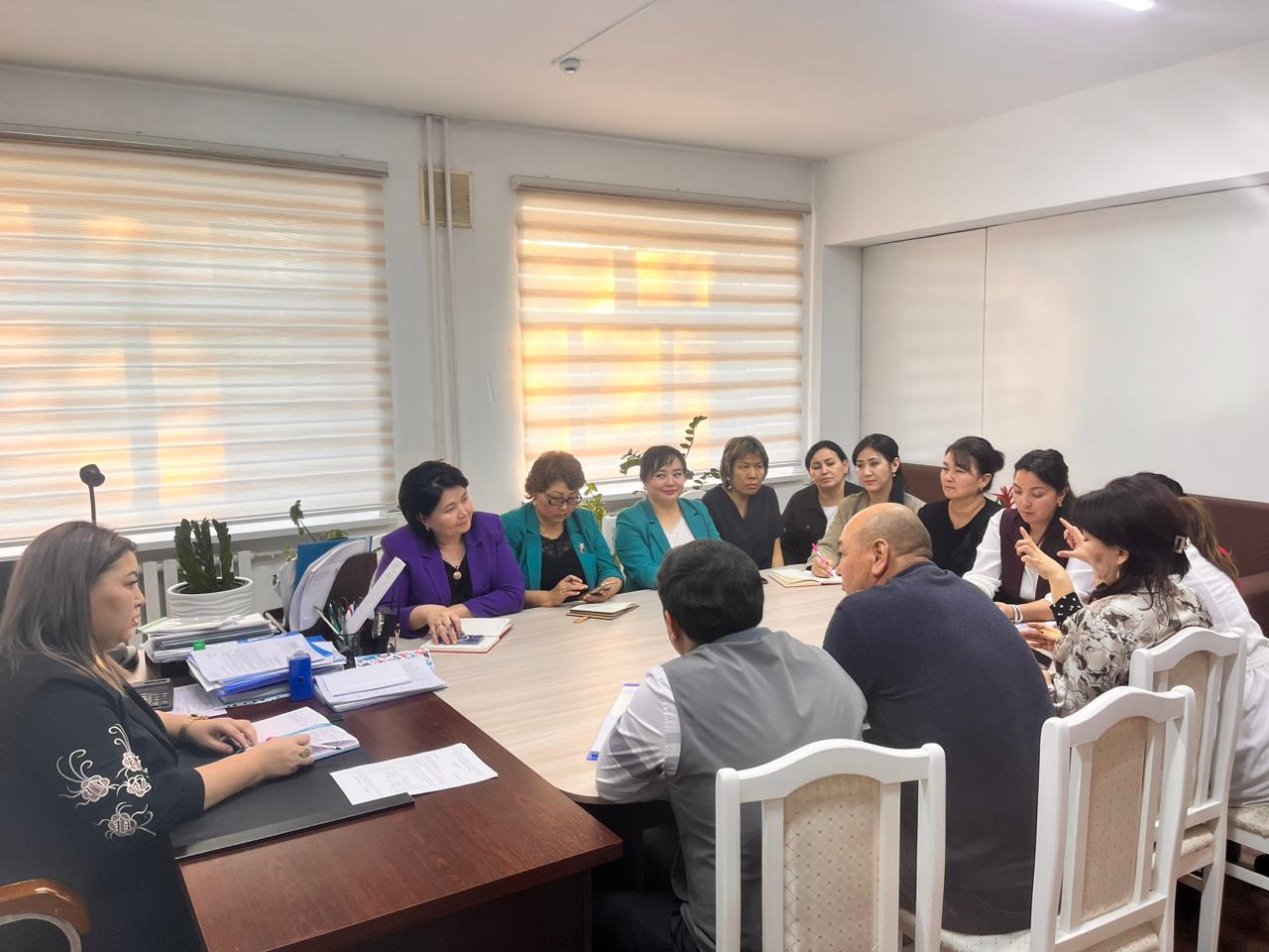 Ағымдағы оқу жылының 17 қараша күні мектеп әкімшілігінің кезекті отырысы өтті.